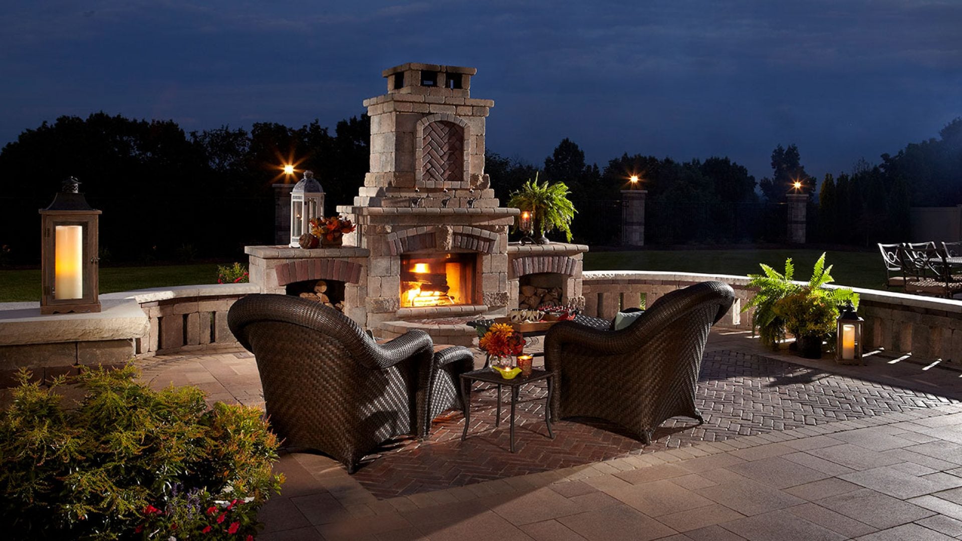 FIREPLACES / FIRE PITS Jbmulchco